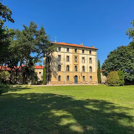 Chateau De Saue *